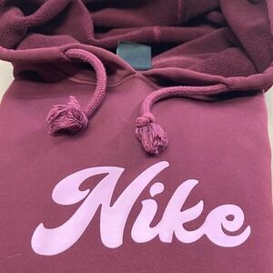 Nike Dri-Fit Adult Medium Burgundy Pink Logo Hooded Sweatshirt Hoodie Armstripe